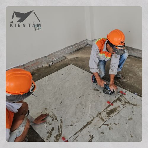 27 ốp lát-ke nêm cân bằng